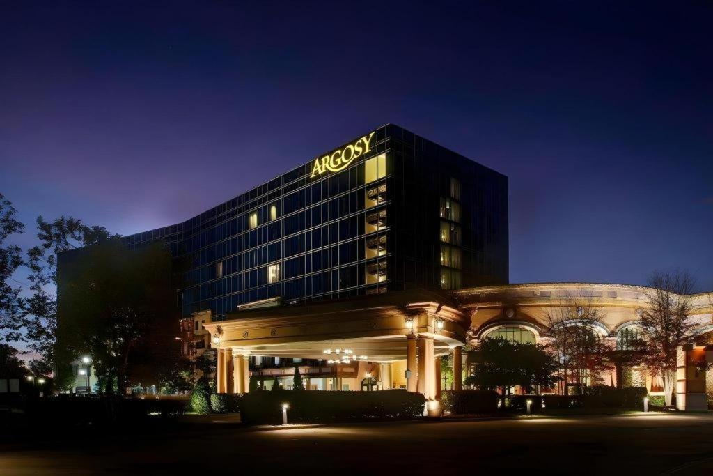 Argosy Casino Hotel & Spa Riverside Exteriör bild